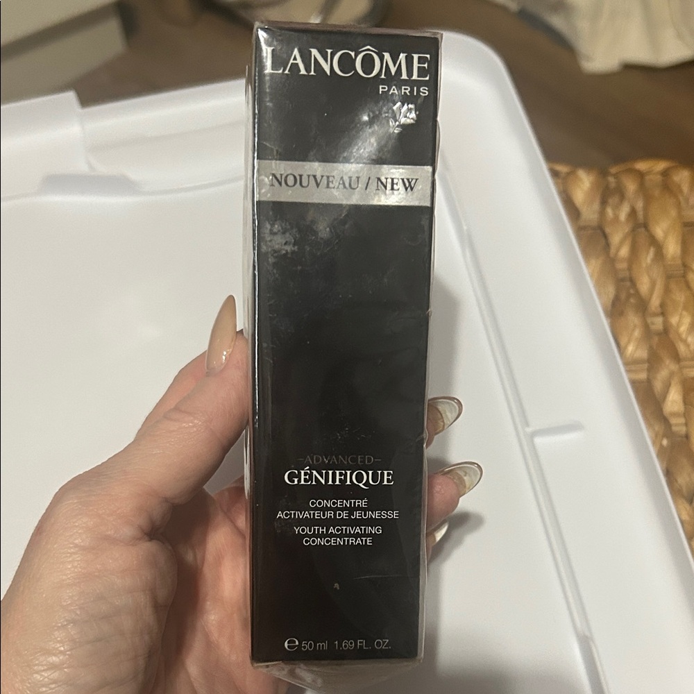 Lancôme Génifique Youth Activating Serum - Black & Silver Accents